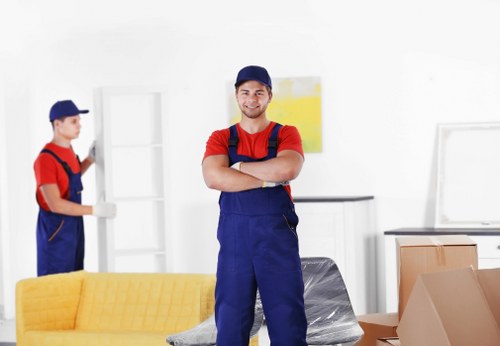 Removal truck hire service information for Harlington homes and businesses