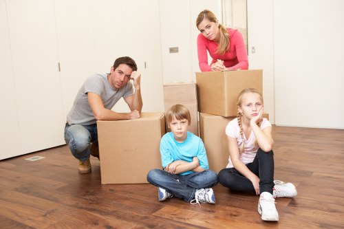 Domestic removals support for a flat or family home in Harlington